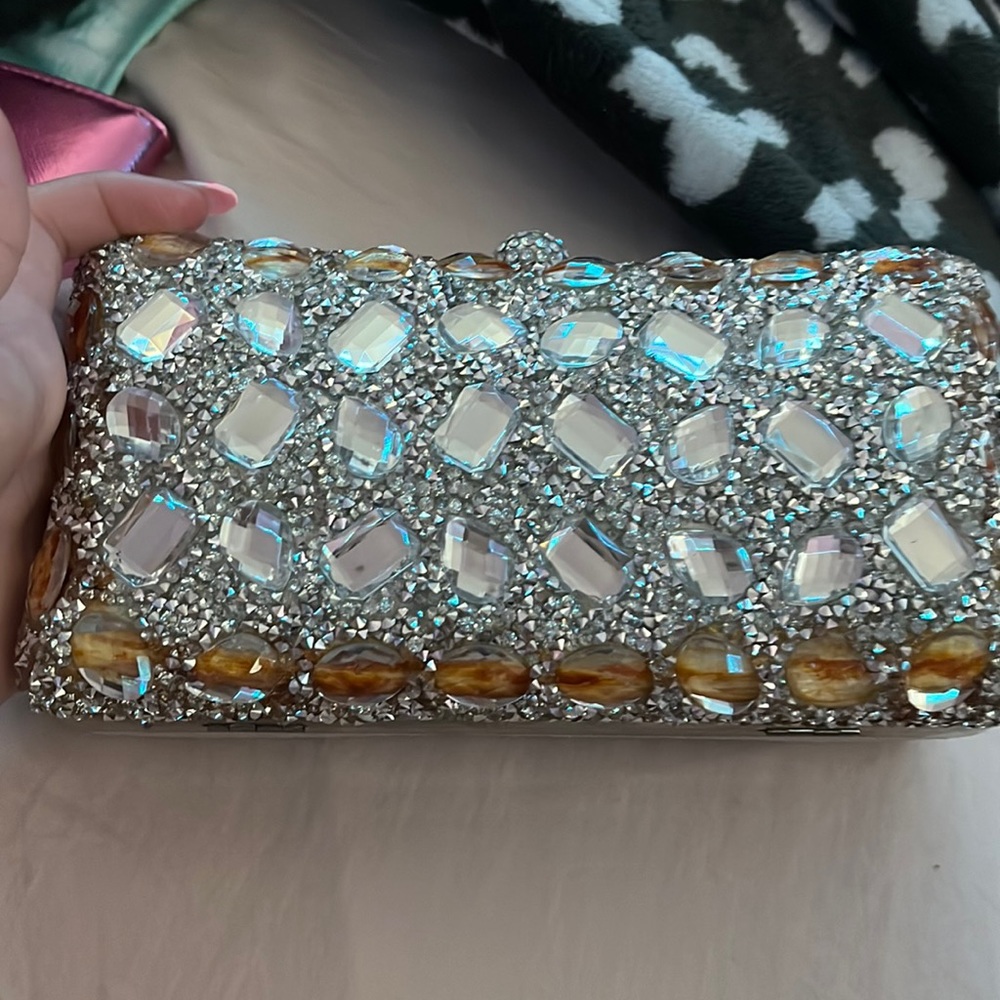 Crossbody bag with chain